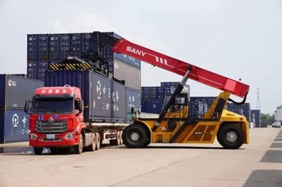 中老鐵路老撾段貨運(yùn)量穩(wěn)步增長，上半年發(fā)送貨物300萬噸